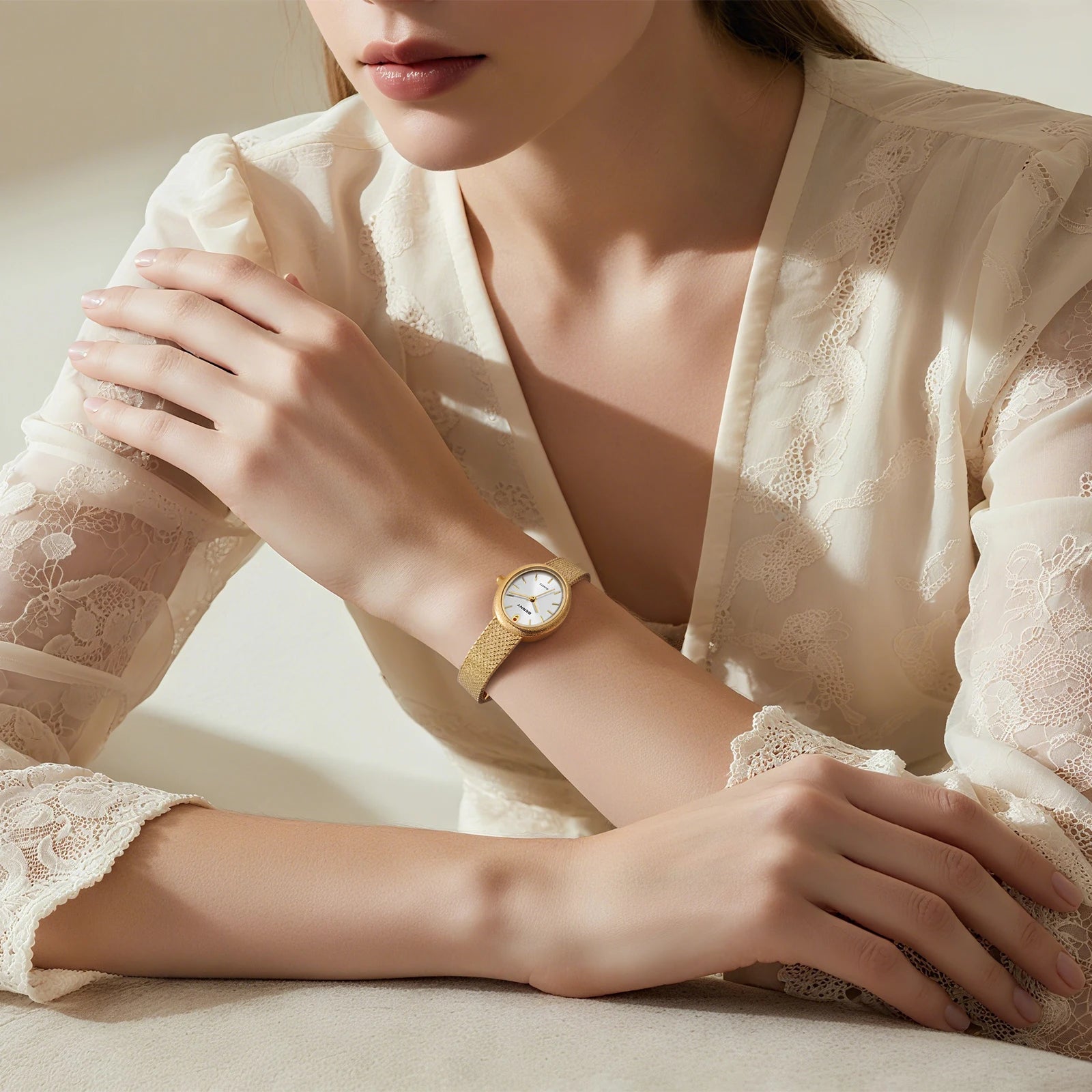 Valenne™ Oval Timepiece